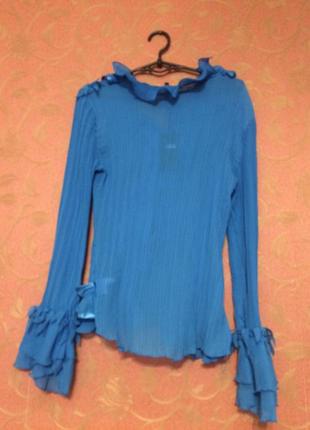 Блуза нарядная с воланами  синяя2 фото