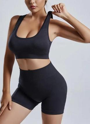 Костюм пуш-ап