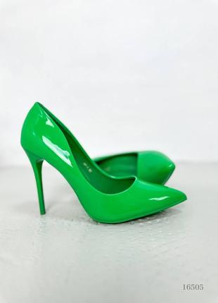Жіночі туфлі зелені8 фото