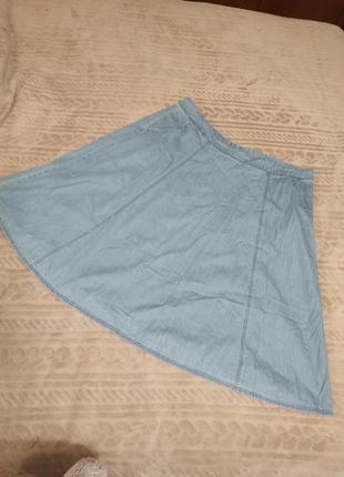 Легкая джинсовая юбка