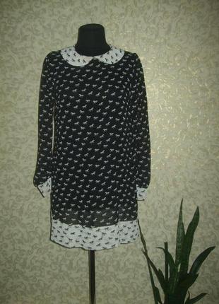 Милое платье с лошадками