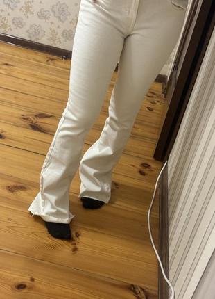 Білі джинси