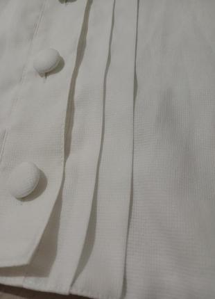 Укороченная винтажная белая блуза с острым воротником4 фото