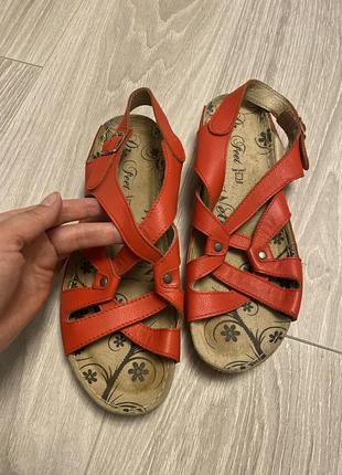 Красные сандали босоножки clark’s4 фото