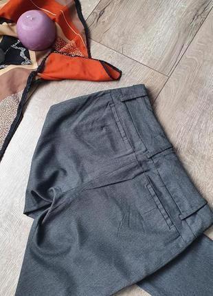Классические серые оверсайз брюки zara. прямые брюки свободного фасона классика6 фото