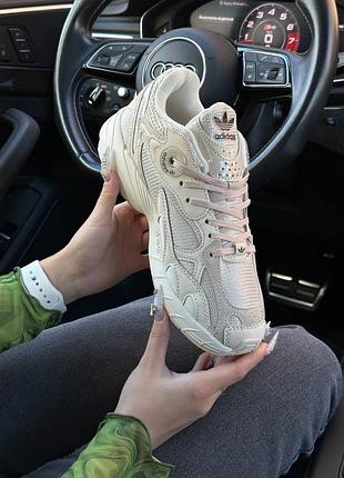 Жіночі кросівки adidas astir originals beige