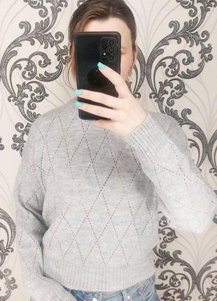 Весенний вязаный свитер 42-46 г.