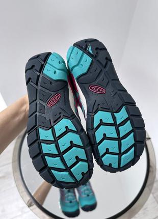 Мощные качественные кроссовки keen9 фото