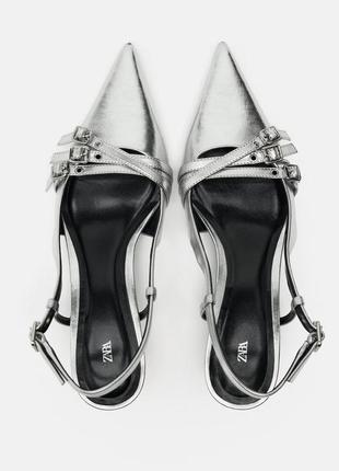 Открытые серебряные туфли с ремешками1 фото