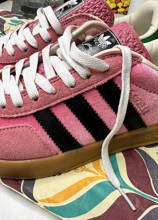Кроссовки adidas available