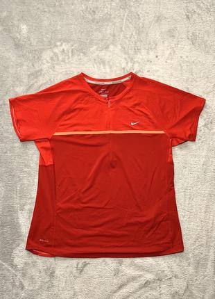 Футболка flyknit nike dri-fit