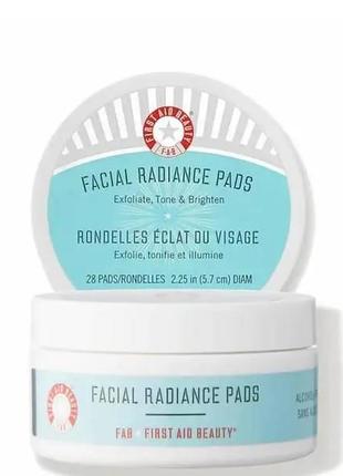 Пилинг-диски с ана-кислотами first aid beauty facial radiance pads 28 шт2 фото