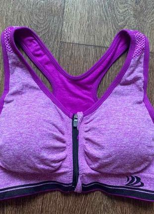 Спортивный топ
