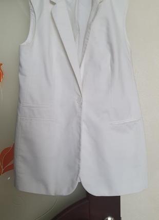 Белый пиджак incity без рукавов1 фото