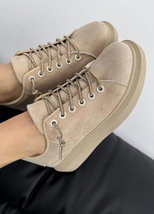 Бежевые базовые кеды(есть белые ,черные  и черный замш)