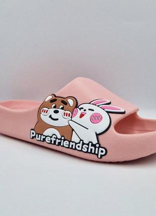 Стильні жіночі шльопанці з ведмедем