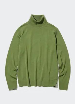 Гольф из мериносовой шерсти uniqlo