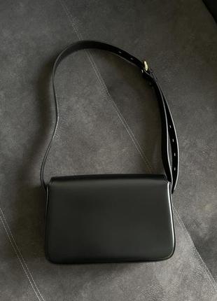 Базовая кожаная сумка багет от бренда a.cloud, кросс-боди, клатч8 фото