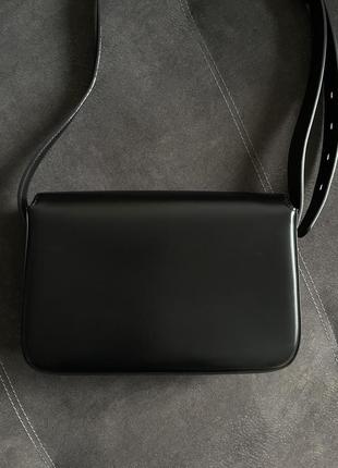 Базовая кожаная сумка багет от бренда a.cloud, кросс-боди, клатч9 фото