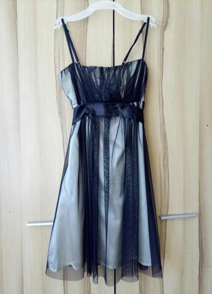 Нарядное платье