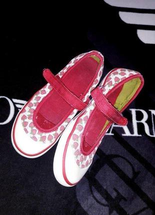 Кеды кедики туфли мокасины слипоны кроссовки тапочки фирма clarks