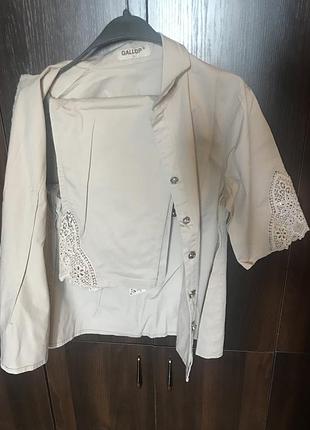 Супер шикарный костюм летний с бриджами с кружевом