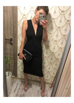 Черное платье