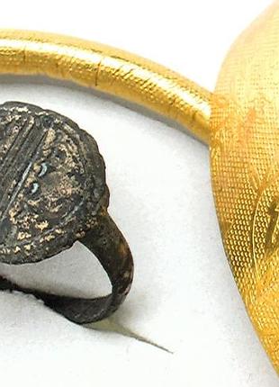 Латунный перстень рим размер 19.5 вес 4,08 грамма
