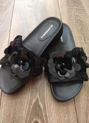 Женские шлепанцы glamorous