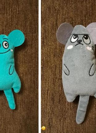 Іграшки для котів з кошачою м'ятою