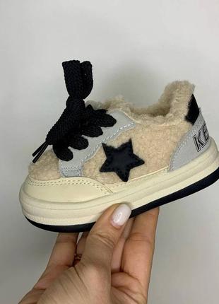 Стильные утепленные кеды кроссовки