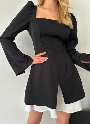 Невероятно женственное платье, попадает в самое серденько элегантный вырез декольте,  изящная талия, нежная ткань