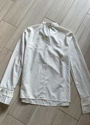 Красивая белая блуза gloria jeans с рукавами в рюшек3 фото