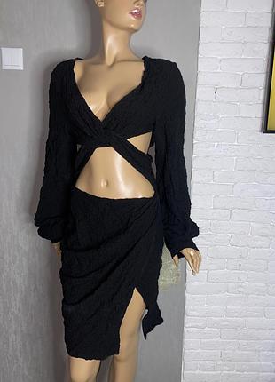 Фактурное платье с объемными рукавами платья оригинального кроя с обнаженным животом plt prettylittlething, l