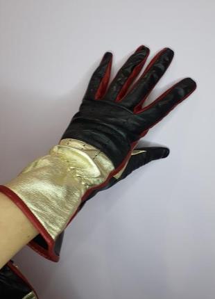 Moschino ексклюзивні жіночі шкіряні рукавички золоті оригінал5 фото