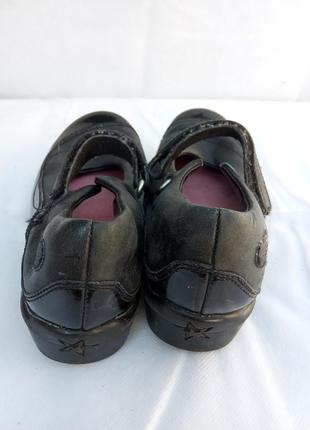 Детские, мягкие, качественные, брендовые туфельки2 фото