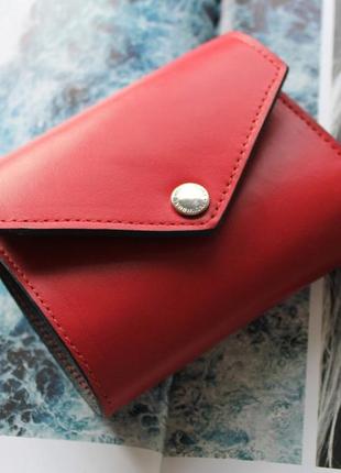Женский кожаный кошелек "fragola" красный