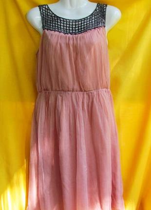 Розово-нюдовое шелковое платье, р.s