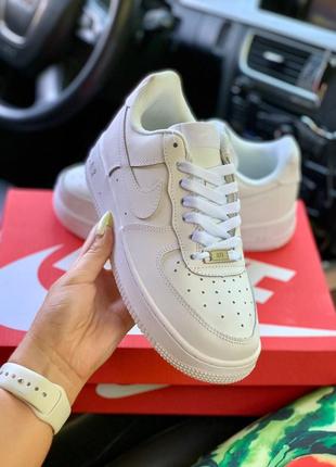 Кроссовки женские nike