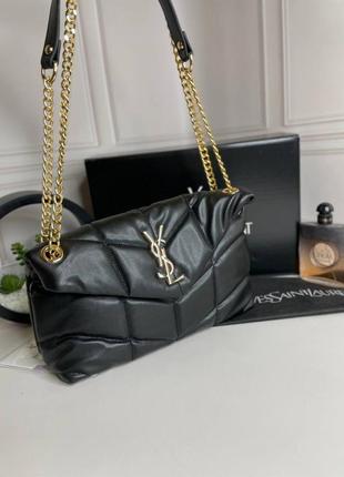 Жіноча сумка yves saint laurent puffer small chain bag in quilted lambskin чорна із золотистим лого wb039