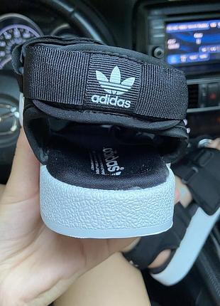 Adidas adilette sandals black 🆕 женские сандали адидас 🆕 черные на белой подошве2 фото