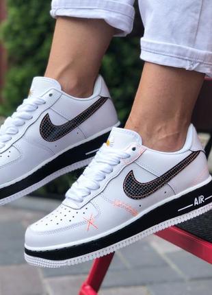 Нереальні жіночі кросівки nike air force 1 білі