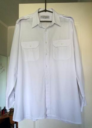 Продаю білу сорочку, класична чоловіча уніформа пілота