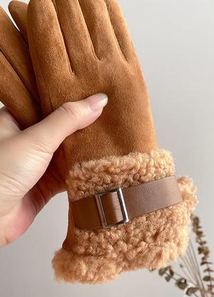 Рукавички жіночі зимові сенсорні під замшу утеплені з хутром. теплі рукавички на хутрі коричневий4 фото