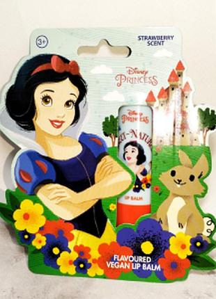 Детский бальзам для губ с ароматом клубники disney the princess snow white strawberry 4.3г.