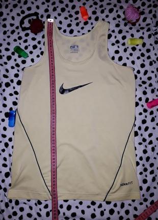 Спортивна майка nike.