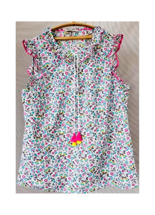 Блуза з яскравим квітковим принтом