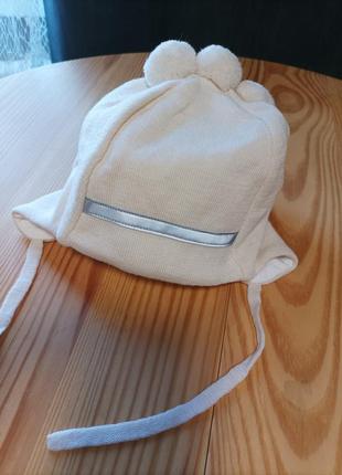 Нова шапка 6-9місяців