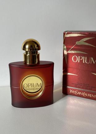 Туалетна вода для жінок yves saint laurent opium