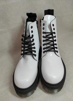 Stokton итальялия бренд ботинки сапоги сапожки белые5 фото